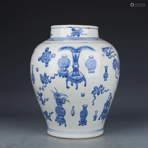 A CHINESE BLUE AND WHITE PORCELAIN JAR