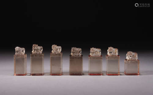 A set of crystal seal