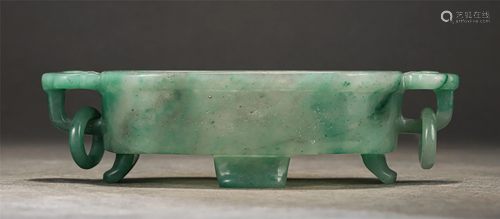 A CHINESE JADEITE TRIPOD CENSER WITH DOUBLE HANDLES