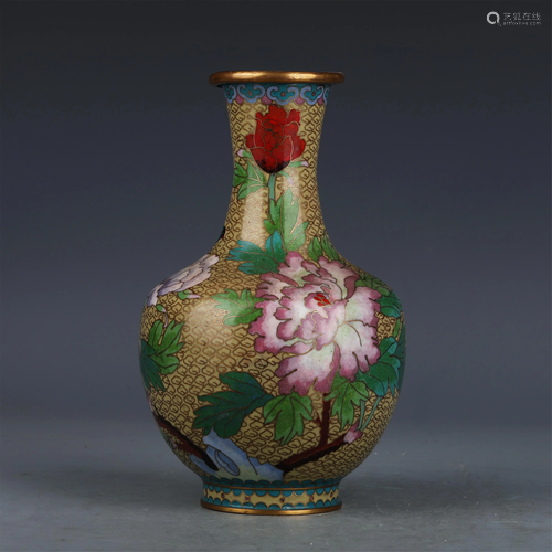 A CHINESE CLOISONNE FLOWER VASE