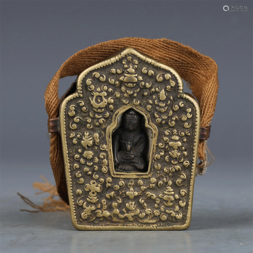 A CHINESE GILT BRONZE BOX NICHE