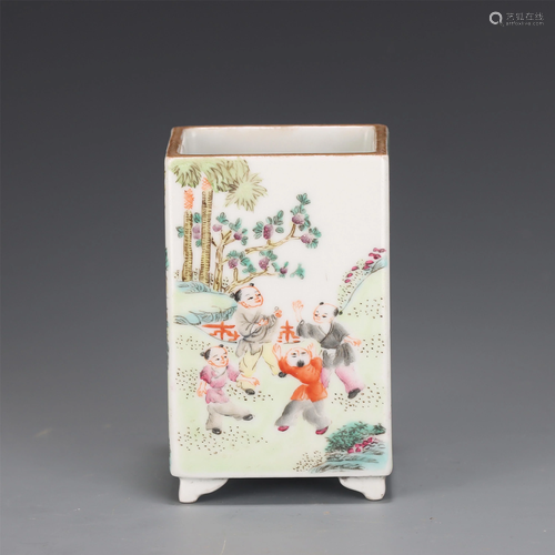 A CHINESE FAMILLE ROSE 'CHILDREN AT PLAY' BRUSH POT