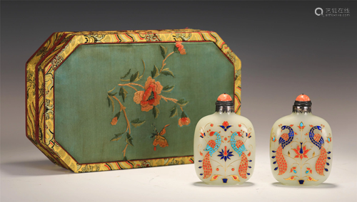 PAIR OF CHINESE FLOWER-AND-BIRD JADE SNUFF BOTTLES