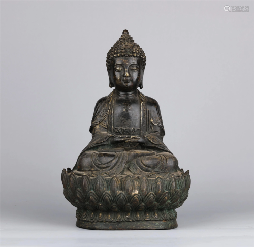 A CHINESE BRONZE FIGURE OF BUDDHA SEATED STATUE