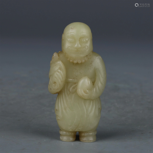 A CHINESE JADE CARVED FIGURE ORNAMENTS