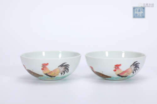 A pair of famille rose bowls