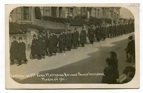 A collection of approximately 83 postcards of Brighton and H...