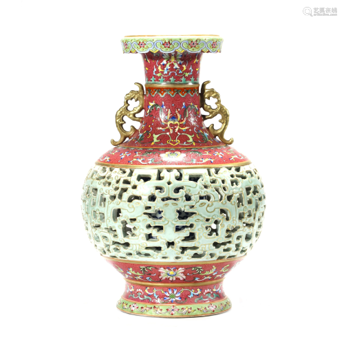 Porcelain Famille-Rose Openwork Interlock Branches Vase