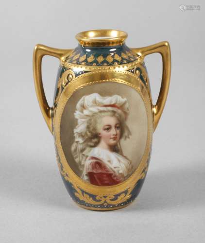 Petit vase portrait de Dresde 