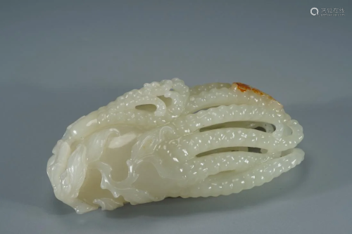 A RUSSET JADE CARVING PIECE OF FINGER CITRON