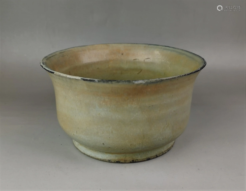 A Chinese Song style ru glazed porcelain bowl