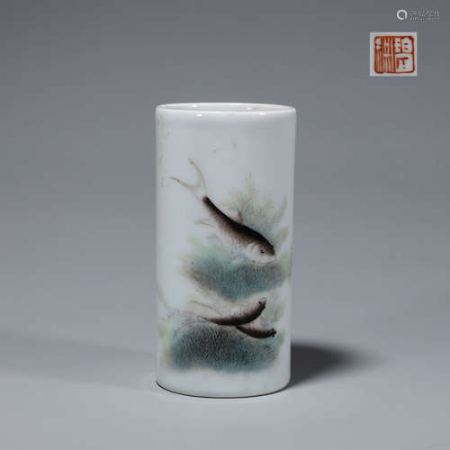 A fish and seaweed porcelain brush pot