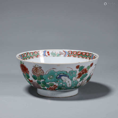 A multicolored flower porcelain bowl