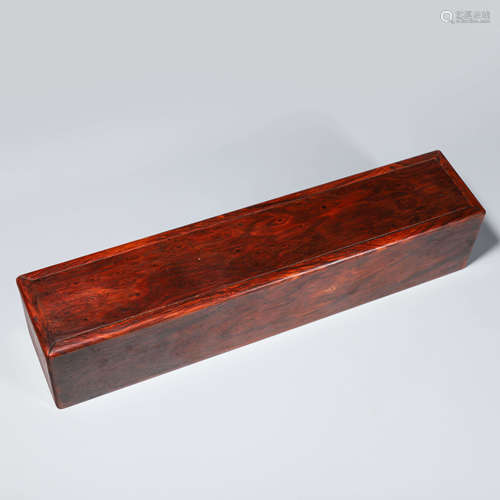 A fragrant rosewood box