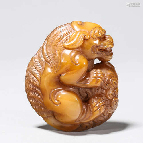 A Tianhuang stone carved pixiu ornament