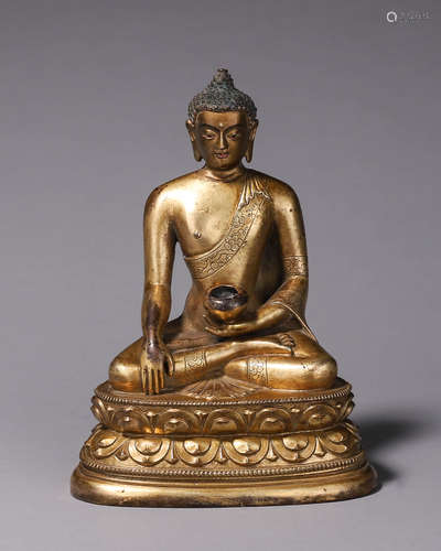 A gilding copper Sakyamuni buddha statue