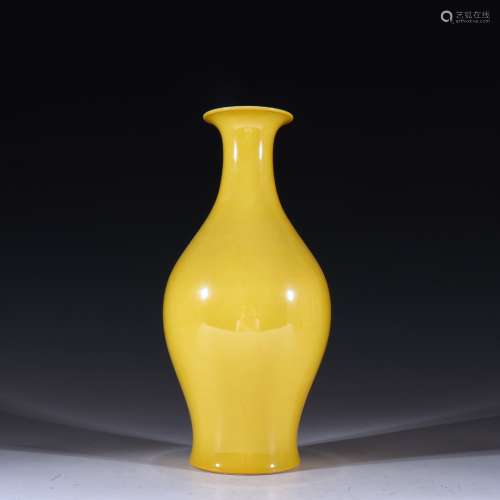 The Qing Dynasty was Emperor Yongzheng    Lemon yellow glaze...
