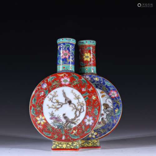 The Qing Dynasty was Emperor Yongzheng    Pink flower and bi...