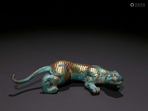 The Western Han Dynasty bronze wrong golden leopard