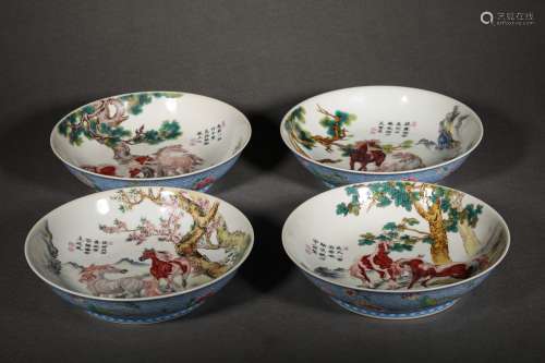 FOUR QING DYNASTY FAMILLE ROSE EIGHT HORSES PLATES