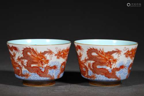 A PAIR OF QING DYNASTY IRON-RED DRAGON GRAIN BOWLS