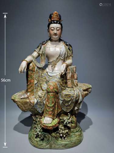 A MIN GUO ZENG LONGSHENG FAMILLE ROSE MANJUSRI  BODHISATTVA ...