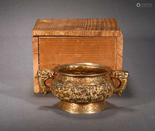 A QING DYNASTY GILT SILVER INCENSE BURNER