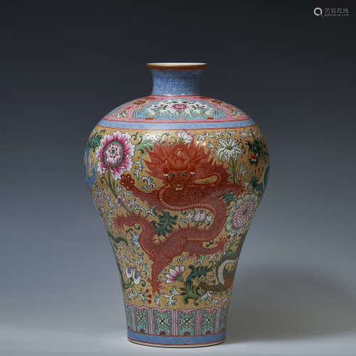 Pink plum vase with dragon and flower pattern