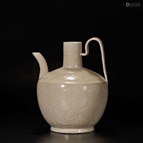 Ding kiln carved teapot