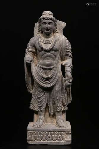 A GANDHARA SCHIST BUDDHA STATUE