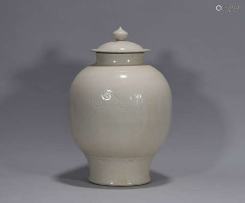 Song Dynasty - Ding Kiln Cover Jar