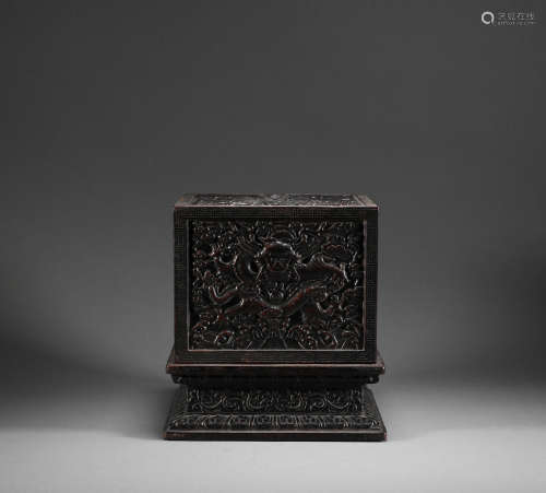 Qing Dynasty - Red Sandalwood Box