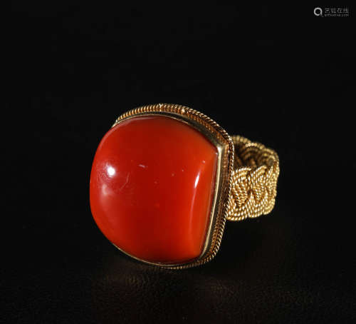 Qing Dynasty - Pure Gold Coral Ring