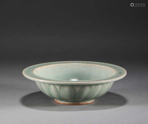 Song Dynasty - Longquan Melon Bowl