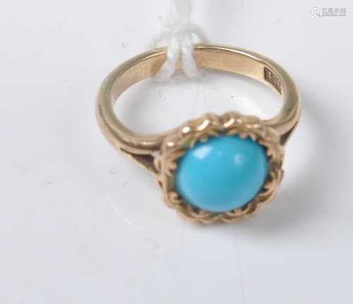 A child's 9ct gold and turquoise set ring, 1.7g, size C/D