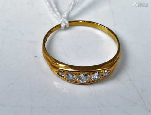 An Edwardian 18ct gold diamond five stone ring, 2.4g, size R...