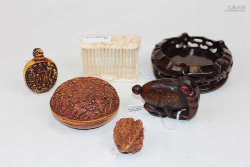 Chinese wares, to include bone cricket cage, carved walnut, ...