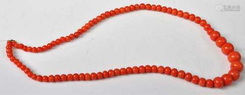 A graduated coral single string necklaceCondition report: Be...