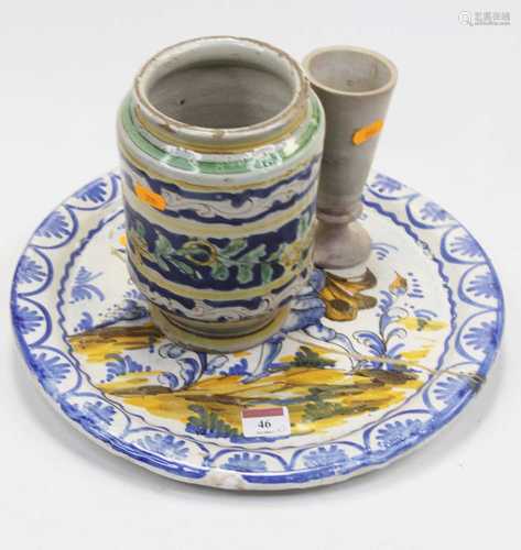 An early 19th century Delft charger, decorated with a huntsm...