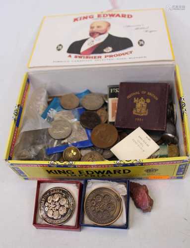 A box of assorted coins, principally 20th century, to includ...