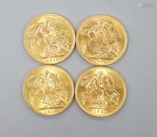 Four George V gold sovereigns, 1913, 1915, 1922 and 1931