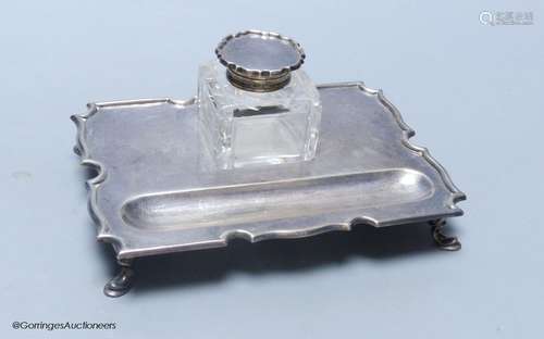 A George V silver rectangular inkstand, by Charles Stuart Ha...