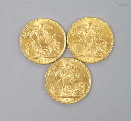 Three George V gold sovereigns, 1913, 1914 and 1922