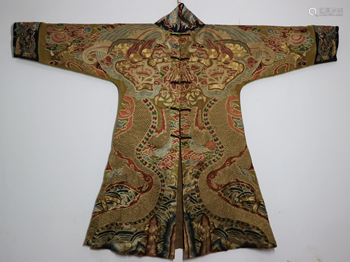 MING DYN. SILK EMBROIDERED DRAGON ROBE