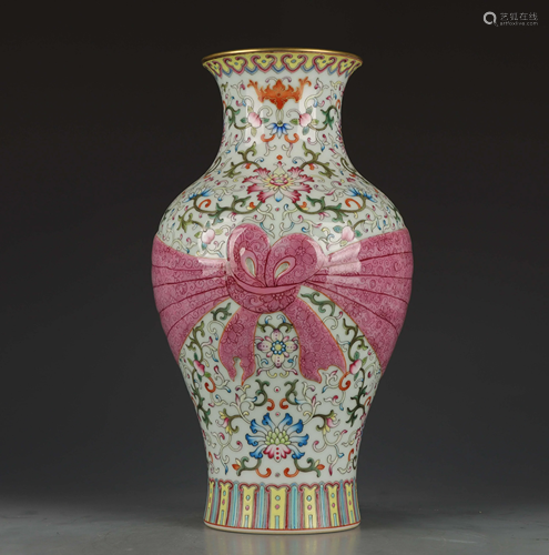 FAMILLE ROSE LOTUS STREAMER GUANYIN VASE