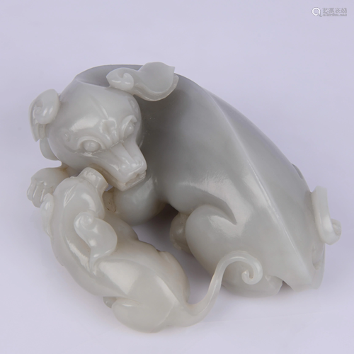 CARVED JADE ANIMAL ORNAMENTS