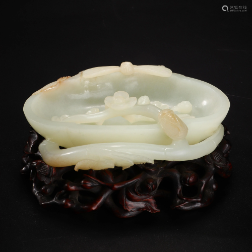CARVED WHITE JADE PLUM BLOSSOM DRAGONFLY WATER COUPE