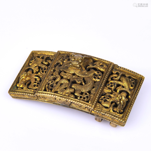 GILT BRONZE BUCKLE WITH CARVED DRAGON