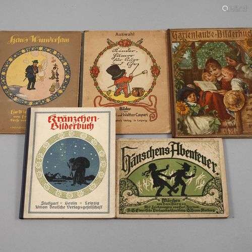 Mélange de livres pour enfantscinq pièces, vers 1910, dont l...