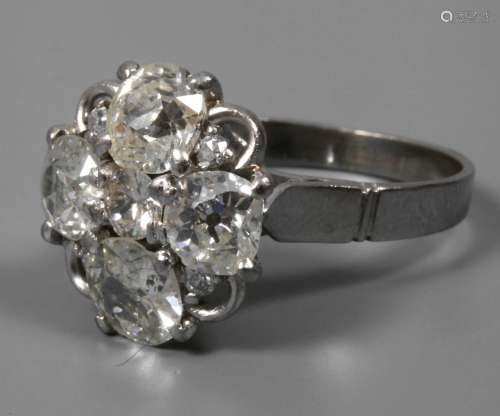 Bague pour dames avec diamants d'environ 3,3 ct.vers 1920, o...